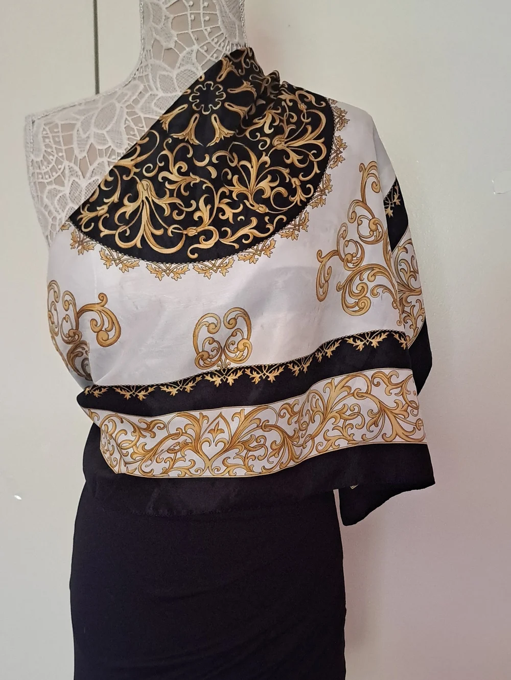 ITALIAN Elegant Black, White and Gold Baroque Silk Scarf